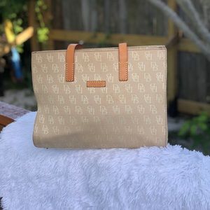 Dooney&Bourke purse